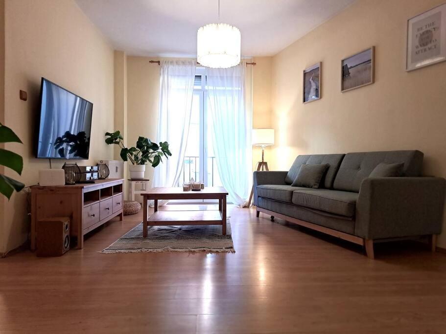 Apartament In The Heart Of The *